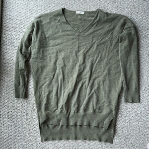 MAGNOLIA BOUTIQUE | size s sweater